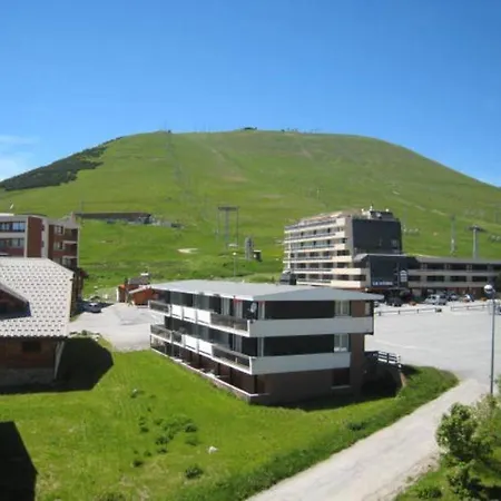 Cosy Pour 4 A L'alpe D'huez - Emplacement Ideal, Animaux Acceptes, Proche Pistes Et Commerces - Fr-1-405-96 Apartment
